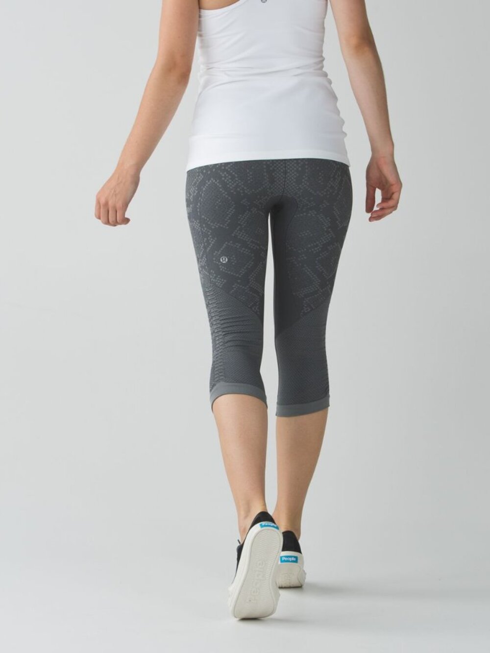 Lululemon In The Flow Crop II Heathered Dark Slate size 6 leggings yoga - Picture 2 of 7